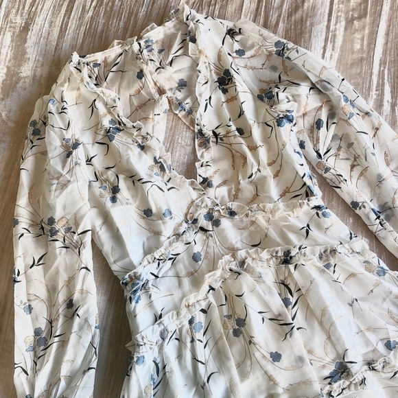 🎉HP🎉 Boho Ruffle Floral Backless Mini Dress (M) - Picture 3 of 6